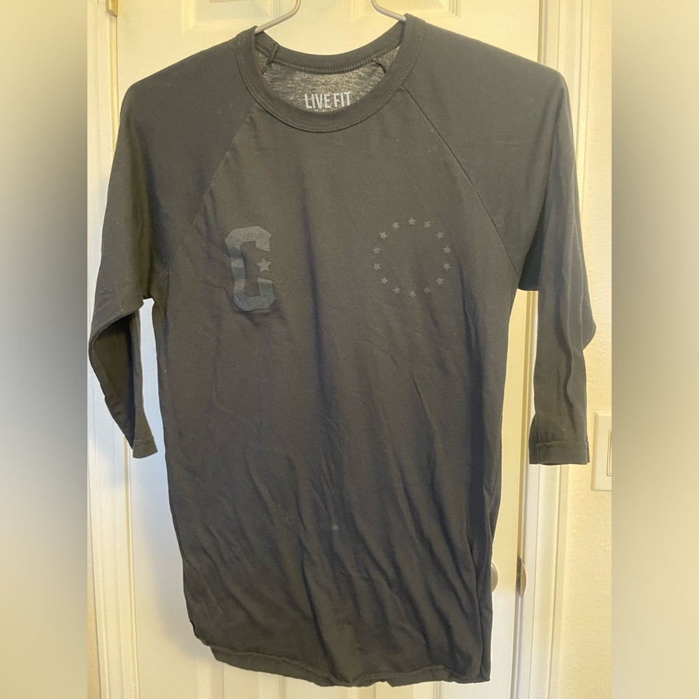 LIVE FIT Men’s baseball t-shirt